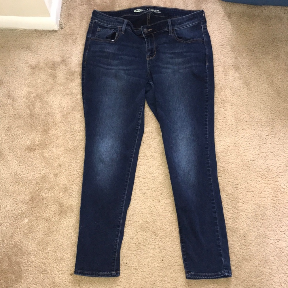 Blue Jeans - Picture 2 of 3